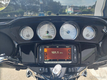 Harley-Davidson Street Glide, r.v. 2018, odpocet DPH - 7