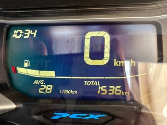 PREDÁM HONDA PCX 125 r.v.2023 iba 1 536 km - 7