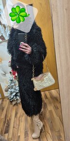 Čierny dlhý chlpatý kozuch v.M/L..PC-120€ - 7