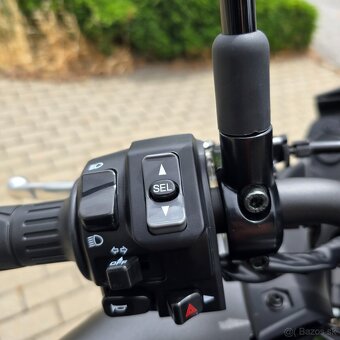 Kawasaki Versys 650 model 2025 nový - 7