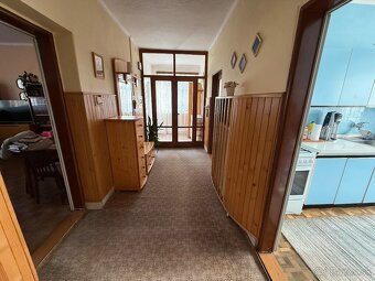 Rodinný dom s pozemkom v Kozárovciach - 7