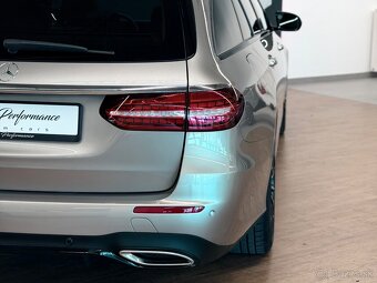 Mercedes-Benz E 400 d T 4Matic AMG Line - 7