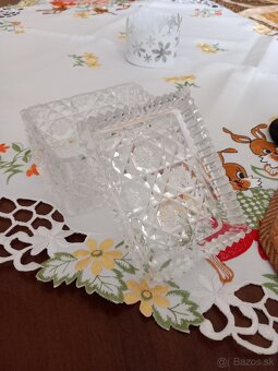 Neposkodene,nepouzivane , len vystavene - 7