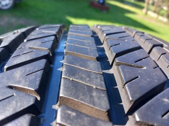 225/60 r17 celorocne pneumatiky - 7