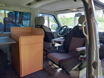 Predám VW multivan - 7