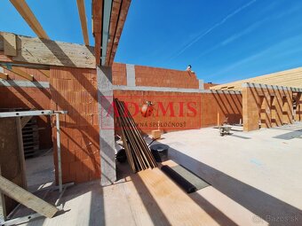 Predáme tehlový bungalov 4izbový Košice - Šaca 135m2,tep.čer - 7