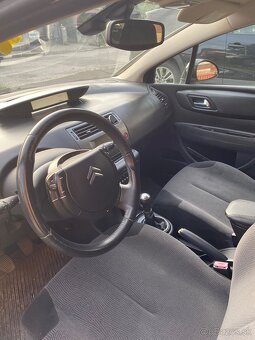 Citroën C4, 1.4 benzín, r.v. 2009 – 96 000 km – 1 200 € - 7