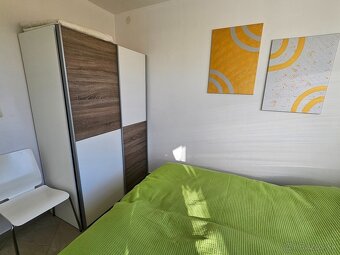 Chorvátsko, pekný 2 izbový apartmán s parkingom na VIRe. - 7