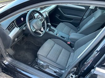 Volkswagen Passat Variant 2.0 TDI EVO Elegance DSG - 7