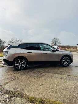 Predam BMW iX50 Xdrive - 7