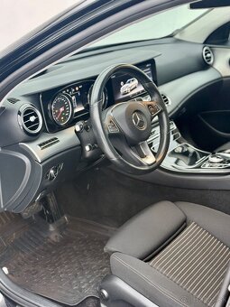 Mercedes Benz E220D 143kw AT/9 - 7
