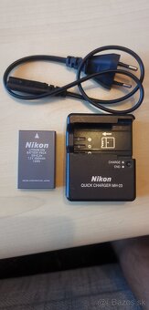 Nikon D3000 + Nikkor AF-S 18-55 VR - 7