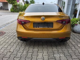 Alfa Romeo Giulia Veloce 2.0 Turbo 206 kW (280 PS) - 7