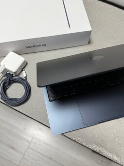 Apple MacBook Air M3 256GB SSD - 7