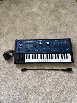Novation MiniNova - 7