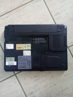 Toshiba satellite U300-154 - 7