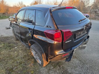 Suzuki Vitara 2023 4x4 - 7