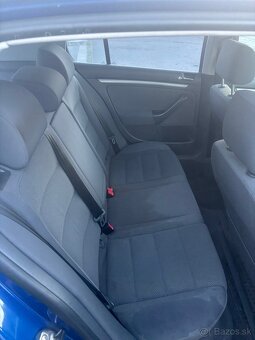 Volkswagen Golf 5 1.4 - 7