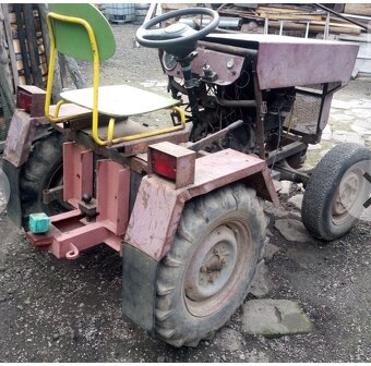 Malotraktor 4x4 - 7