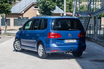 Volkswagen Touran 2.0 TDI Highline DSG Modré - 7