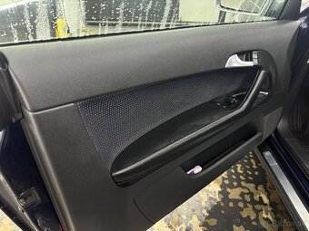 Predám Audi A3 8P 2.0TDI 103KW/DSG S-Line - 7