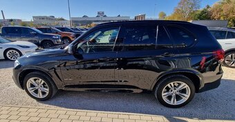 BMW X5 XDRIVE30D A/T - 7