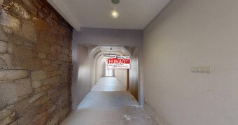 ZNÍŽENÁ CENA  (544m²) MEŠTIANSKY DOM V CENTRE SNV - 7