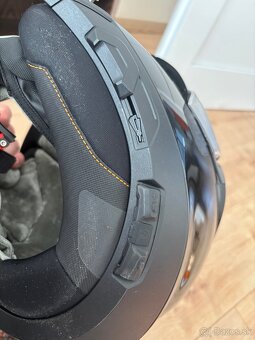Schuberth C4 PRO / Harman Kardon / SC1 - 7