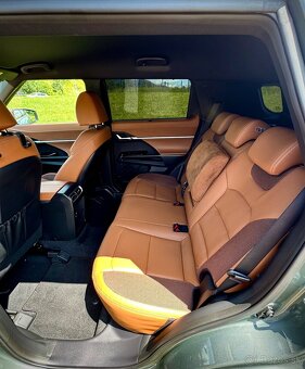SSANGYONG TORRES - 7