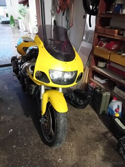 Suzuki gsxr 750 - 7