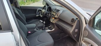 Toyota RAV 4 Facelift, 2.2d 110kw m6 4x4 - 7