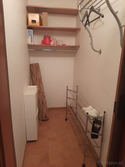 Prenájom 2-izbového bytu v širšom centre PO - 7