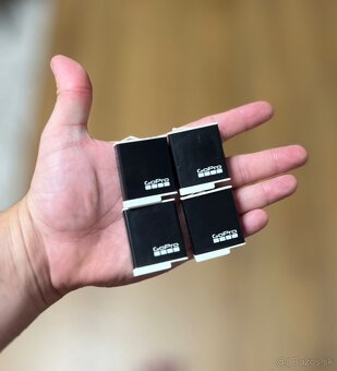 GoPro 11 Black - battery charger + 4 batérie - 7