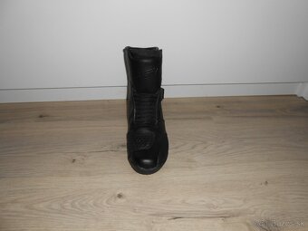 Predam nove kvalitne  kozene moto topanky RST - 7