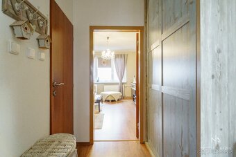 Na predaj vkusne zrekonštruovaný 3-izbový byt s lodžiou ... - 7