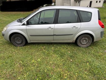 Renault Megane Scenic - 7