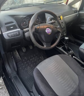 Fiat Punto Grande - 7