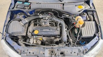 Predám Opel Corsa C 1.7DI 55KW - 7