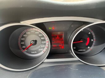 Predám Citroën C-crosser 4x4 - 7