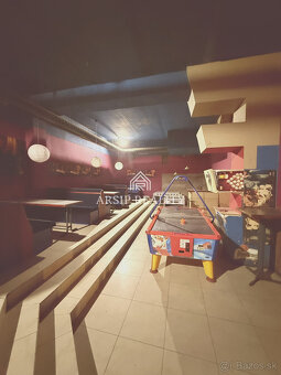 Na prenájom: Obchodný priestor 500 m² v centre Humenného   I - 7