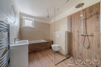 BOSEN | ZNÍŽENÁ CENA 4 izbového domu vo vysokom štandarde, Š - 7