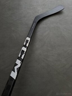 ⚠️CCM RIBCOR TRIGGER 8 PRO SR LONG/175CM PRAVACKA P30 - 7