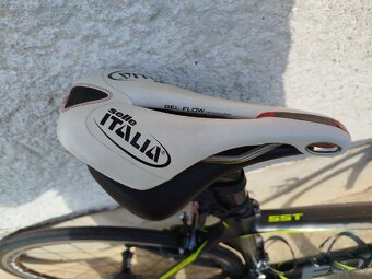 Predám cestný bicykel Fuji - 7