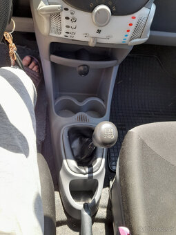 Predám Toyota Aygo 1.0 - 7