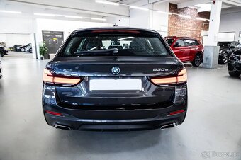 BMW 530 e - 7