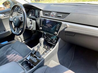 Škoda Superb 2.0 TDI, 2018, Automat - 7