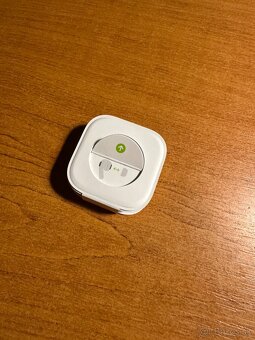 airpods pro with Wireless Charging Case 2019 - 7