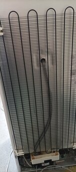 Chladnička s mrazničkou BEKO - 7