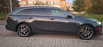 Kia Ceed SW 1.5 T-GDI Automat 2025 v Záruke - 7