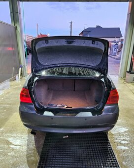 BMW E90 320i 2.0 110kw 2006 - 7